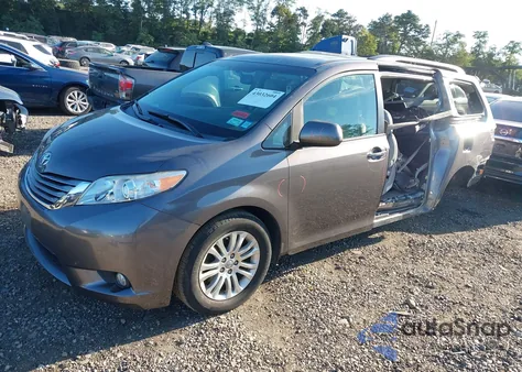 2017 Toyota Sienna Xle 8 Passenger from USA, damaged, VIN 5TDYZ3DCXHS784310